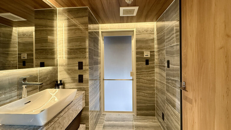 パウダールーム②